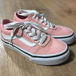 Powder Pink Old Skool girls Vans NWOT 🔥🔥
